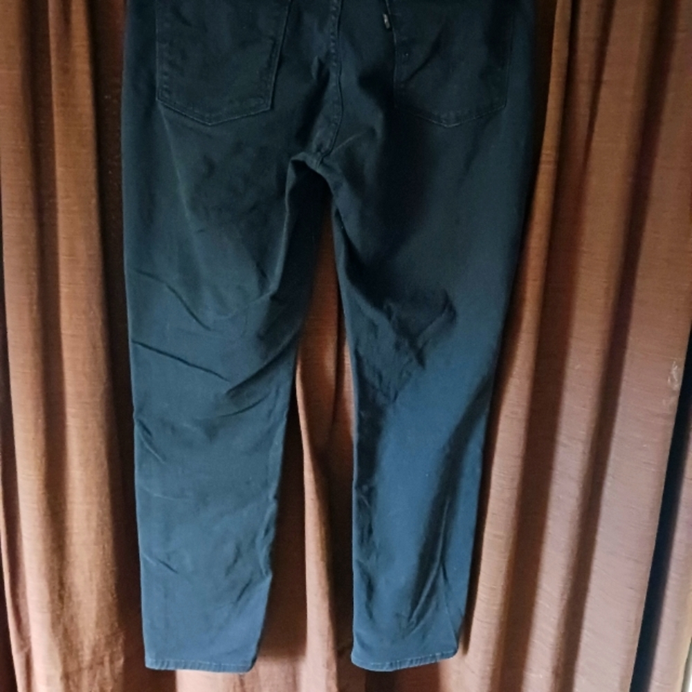 Levi's - Picture 5 of 6